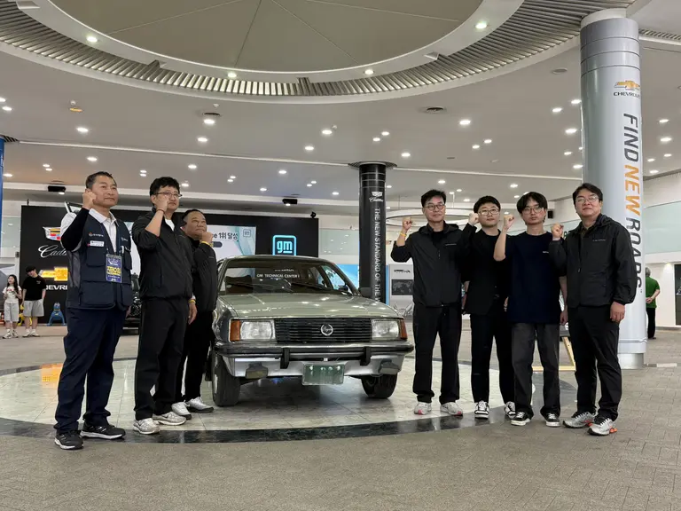 Институт сохранения автомобилей Daewoo и профсоюз GM Korea проводят «55FESTA — специальная выставка старых автомобилей»