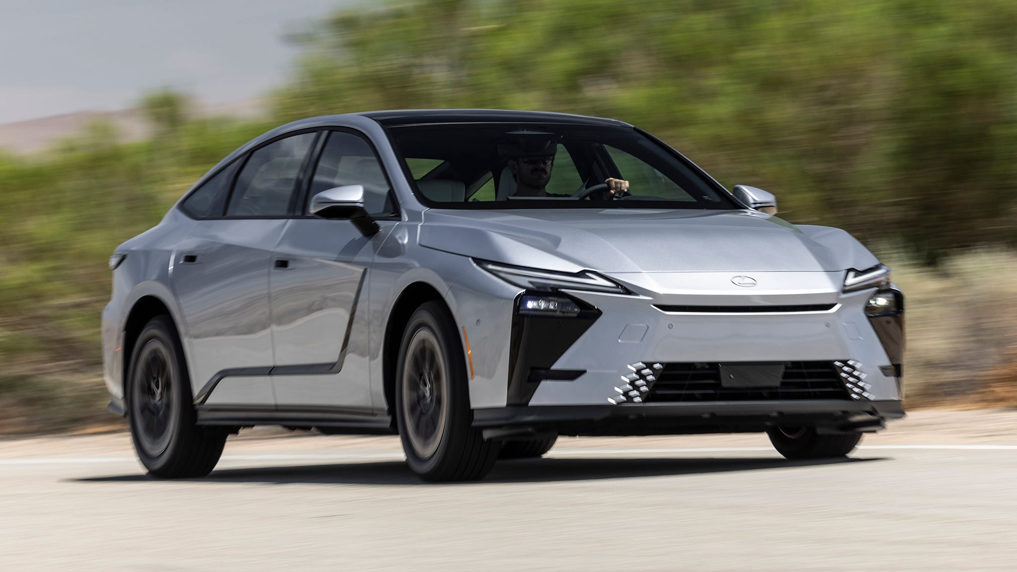 Протестировано: Lexus ES 350h Hybrid задается вопросом, куда так спешить