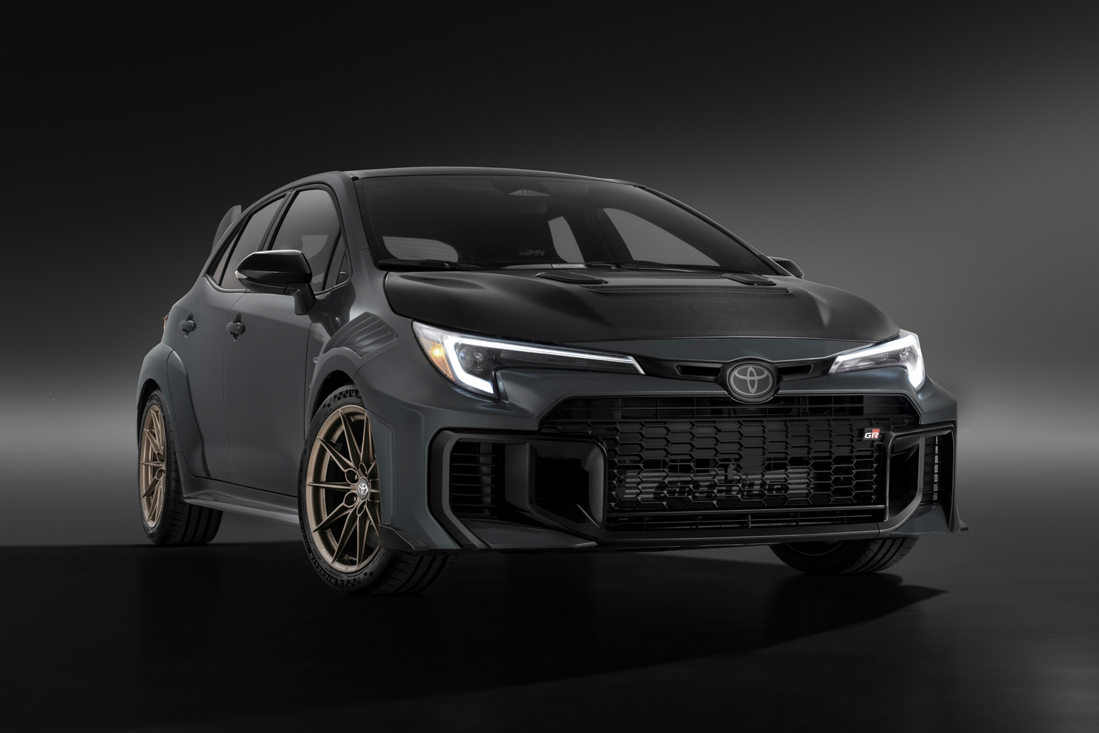 Тойота GRMN Corolla: хардкорный хот-хэтч обзавёлся ценником