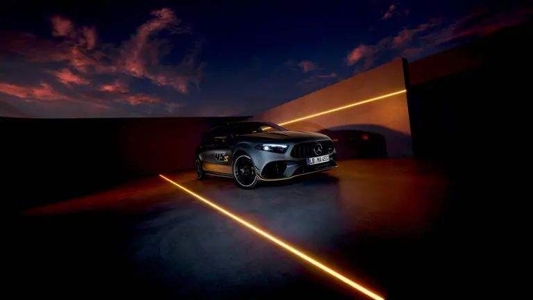 Mercedes-AMG представляет финальное издание горячего хэтчбека A 45 S 4MATIC+