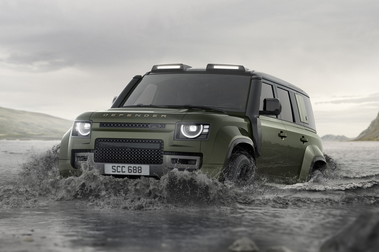 Внедорожник Land Rover Defender получил обновленную линейку двигателей