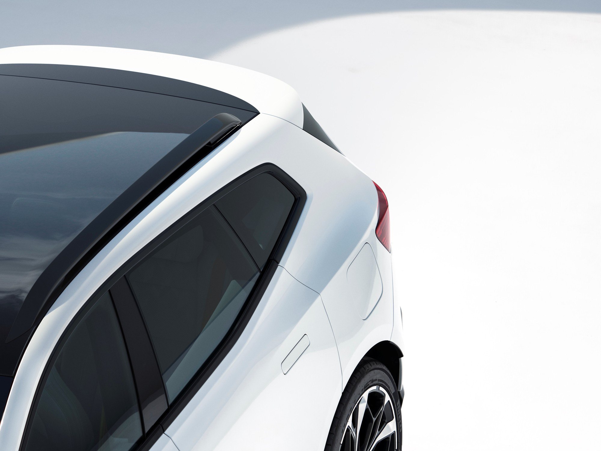 Polestar покидает США и готовится к премьере кросс-универсала Polestar 4 SUV для Европы