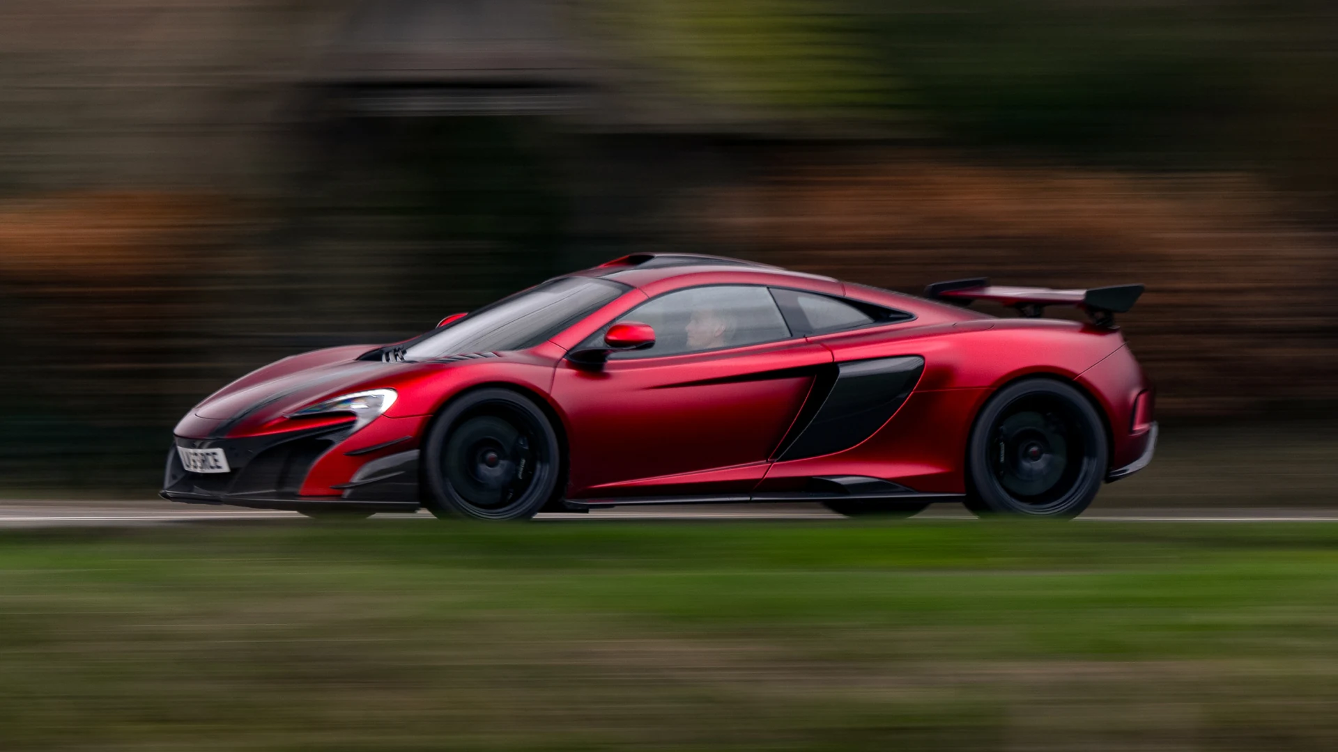 Этот неизвестный McLaren был слишком экстремальным для CEO, но я на нём ездил