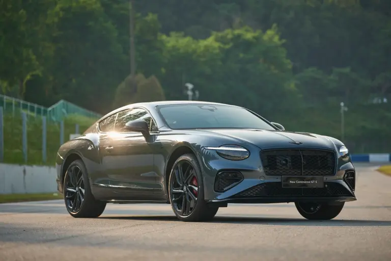 Bentley, Continental GT S · GTC S выпущены... от 368,5 миллионов вон
